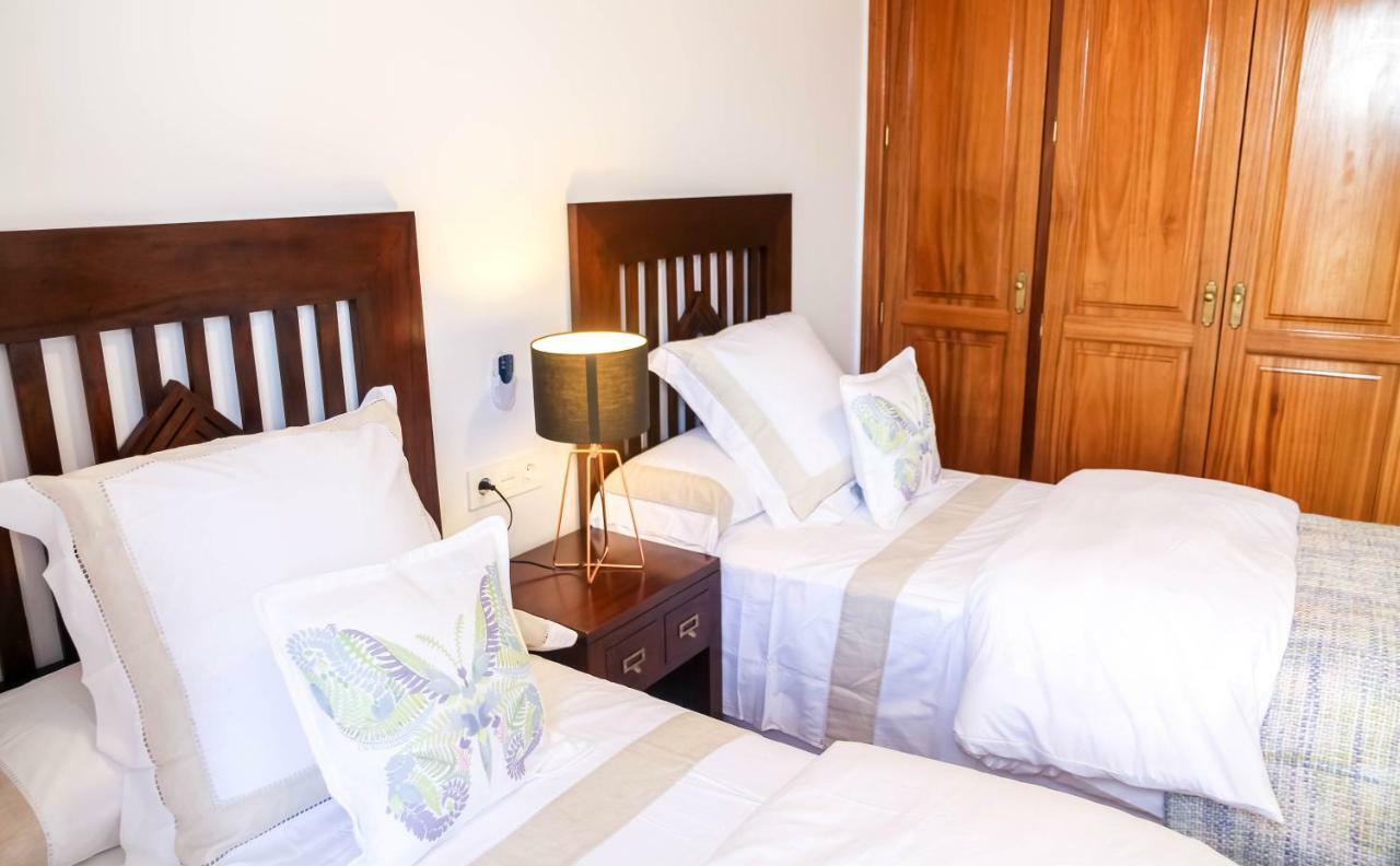Rooms & Suites Terrace 3A อาร์เรซิเฟ ภายนอก รูปภาพ