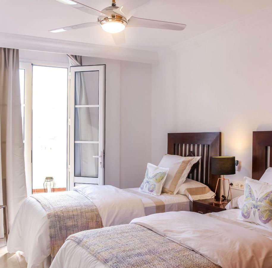Rooms & Suites Terrace 3A อาร์เรซิเฟ ภายนอก รูปภาพ