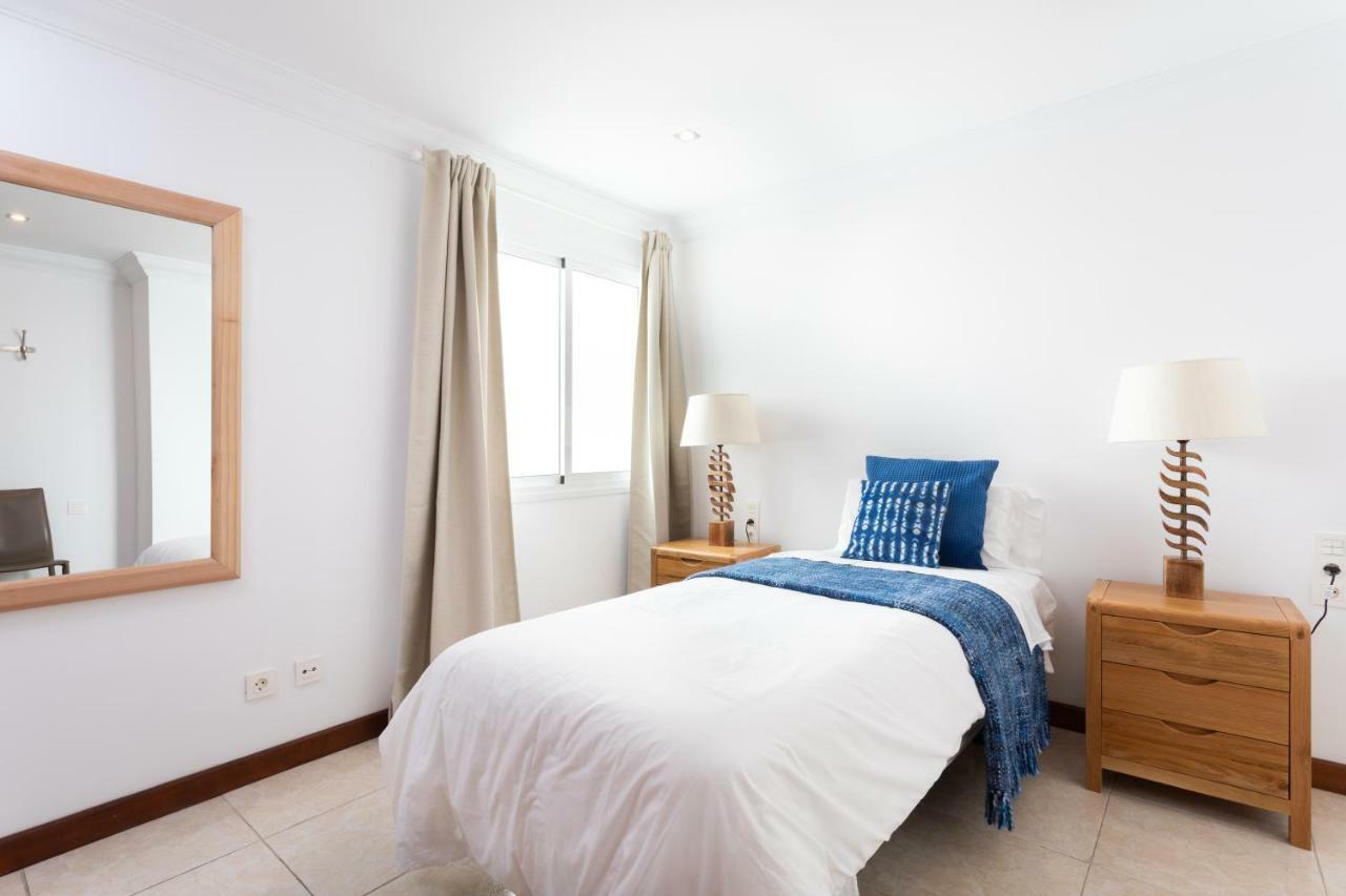 Rooms & Suites Terrace 3A อาร์เรซิเฟ ภายนอก รูปภาพ