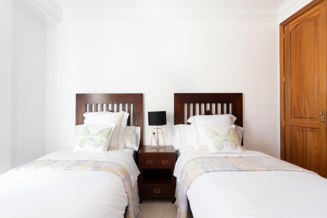 Rooms & Suites Terrace 3A อาร์เรซิเฟ ภายนอก รูปภาพ